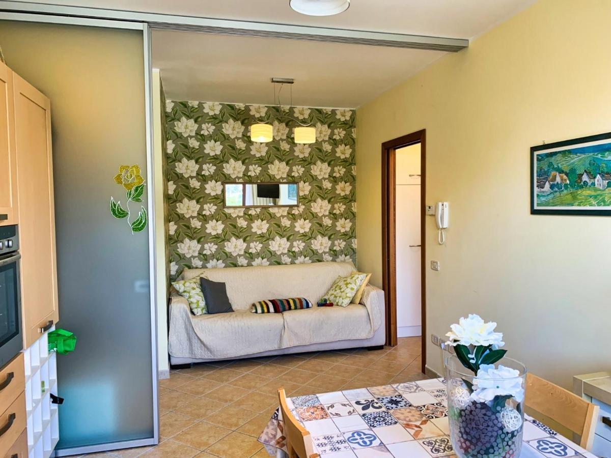 La Casa Di Lory Apartment Sarnano Exterior photo