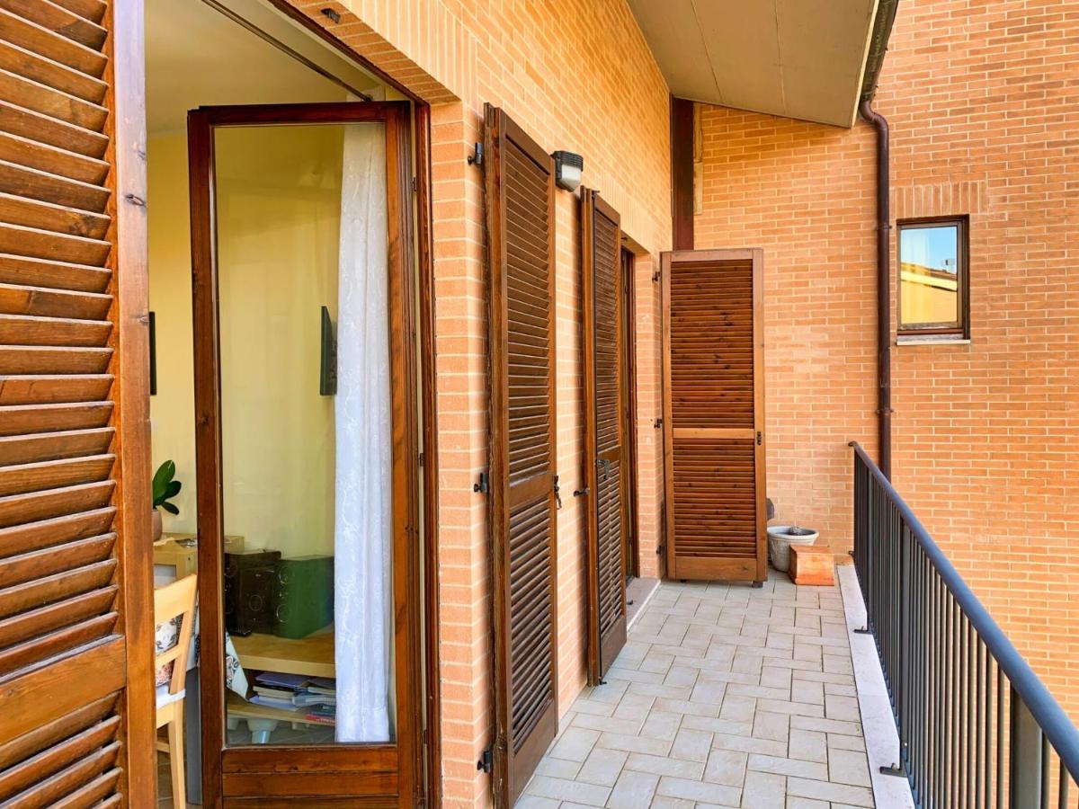 La Casa Di Lory Apartment Sarnano Exterior photo